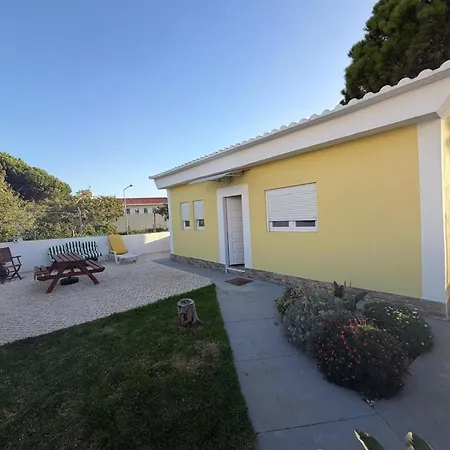 Casa Dos Malmequeres * Alcabideche